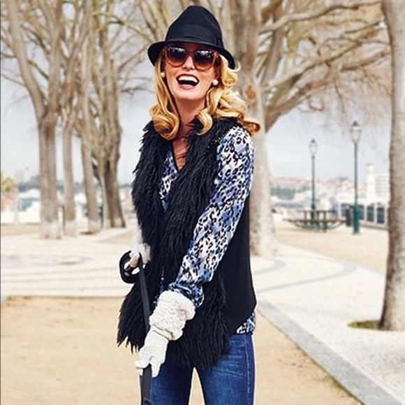 CAbi Leopard Print Top - Picture 7 of 7